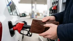 Il carburante costa troppo: questi consigli ti aiuteranno a ridurre il consumo di carburante